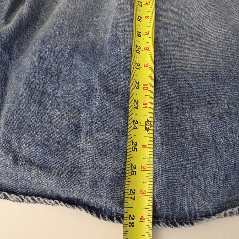 Universal Thread Oversized Denim Shirt Women Size M Long Sleeve Flap Pocket - Picture 11 of 11